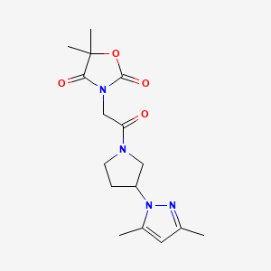 molecular formula C16H22N4O4 B5659801 3-{2-[3-(3,5-dimethyl-1H-pyrazol-1-yl)pyrrolidin-1-yl]-2-oxoethyl}-5,5-dimethyl-1,3-oxazolidine-2,4-dione 