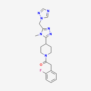 molecular formula C19H22FN7O B5660680 1-[(2-fluorophenyl)acetyl]-4-[4-methyl-5-(1H-1,2,4-triazol-1-ylmethyl)-4H-1,2,4-triazol-3-yl]piperidine 