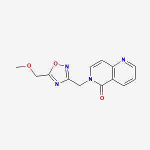 molecular formula C13H12N4O3 B5660783 6-{[5-(methoxymethyl)-1,2,4-oxadiazol-3-yl]methyl}-1,6-naphthyridin-5(6H)-one 