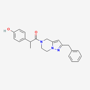 molecular formula C22H23N3O2 B5663812 4-[2-(2-benzyl-6,7-dihydropyrazolo[1,5-a]pyrazin-5(4H)-yl)-1-methyl-2-oxoethyl]phenol 