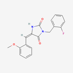molecular formula C18H15FN2O3 B5664680 3-(2-fluorobenzyl)-5-(2-methoxybenzylidene)-2,4-imidazolidinedione 
