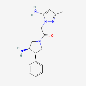 molecular formula C16H21N5O B5666928 1-{2-[(3R*,4S*)-3-amino-4-phenylpyrrolidin-1-yl]-2-oxoethyl}-3-methyl-1H-pyrazol-5-amine 
