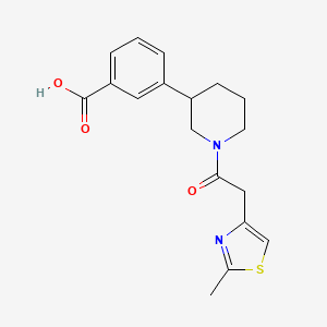 molecular formula C18H20N2O3S B5671461 3-{1-[(2-methyl-1,3-thiazol-4-yl)acetyl]piperidin-3-yl}benzoic acid 