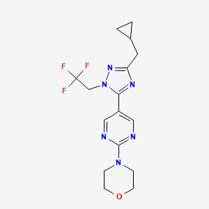 molecular formula C16H19F3N6O B5672079 4-{5-[3-(cyclopropylmethyl)-1-(2,2,2-trifluoroethyl)-1H-1,2,4-triazol-5-yl]pyrimidin-2-yl}morpholine 