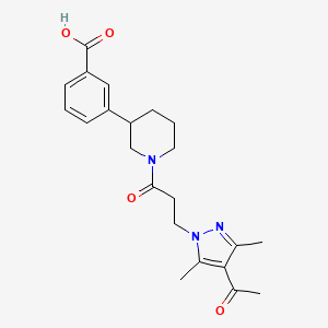 molecular formula C22H27N3O4 B5672178 3-{1-[3-(4-acetyl-3,5-dimethyl-1H-pyrazol-1-yl)propanoyl]piperidin-3-yl}benzoic acid 