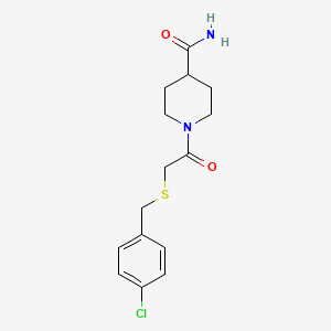 molecular formula C15H19ClN2O2S B5674119 1-{[(4-chlorobenzyl)thio]acetyl}-4-piperidinecarboxamide 