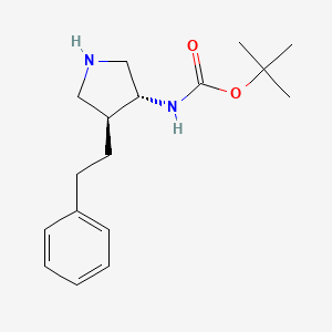 molecular formula C17H26N2O2 B568953 tert-Butyl ((3R,4S)-4-phenethylpyrrolidin-3-yl)carbamate CAS No. 1260602-53-6