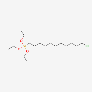 molecular formula C17H37ClO3Si B569466 11-氯十一烷基三乙氧基硅烷 CAS No. 120876-31-5