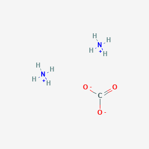 molecular formula CH6N2O2, CH8N2O3and CH5NO3<br>(NH4)2CO3<br>CH8N2O3 B057018 碳酸铵 CAS No. 506-87-6