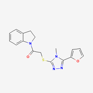molecular formula C17H16N4O2S B5707620 1-({[5-(2-furyl)-4-methyl-4H-1,2,4-triazol-3-yl]thio}acetyl)indoline 