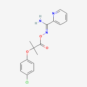 molecular formula C16H16ClN3O3 B5717523 N'-{[2-(4-chlorophenoxy)-2-methylpropanoyl]oxy}-2-pyridinecarboximidamide 