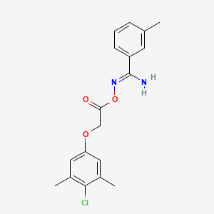 molecular formula C18H19ClN2O3 B5730683 N'-{[(4-chloro-3,5-dimethylphenoxy)acetyl]oxy}-3-methylbenzenecarboximidamide 