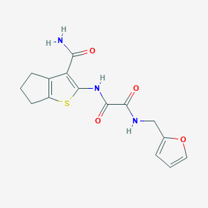 molecular formula C15H15N3O4S B5733914 N-[3-(aminocarbonyl)-5,6-dihydro-4H-cyclopenta[b]thien-2-yl]-N'-(2-furylmethyl)ethanediamide 