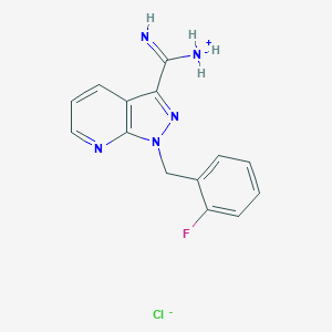 molecular formula C14H13ClFN5 B057497 1-(2-氟苄基)-1H-吡唑并[3,4-B]吡啶-3-甲酰胺盐酸盐 CAS No. 256499-19-1