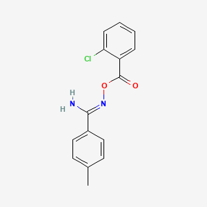 molecular formula C15H13ClN2O2 B5773525 N'-[(2-chlorobenzoyl)oxy]-4-methylbenzenecarboximidamide 