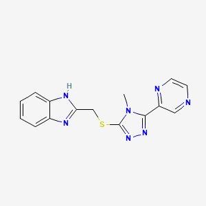 molecular formula C15H13N7S B5778567 2-({[4-methyl-5-(2-pyrazinyl)-4H-1,2,4-triazol-3-yl]thio}methyl)-1H-benzimidazole 