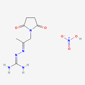 molecular formula C8H14N6O5 B5790533 2-[2-(2,5-dioxo-1-pyrrolidinyl)-1-methylethylidene]hydrazinecarboximidamide nitrate 
