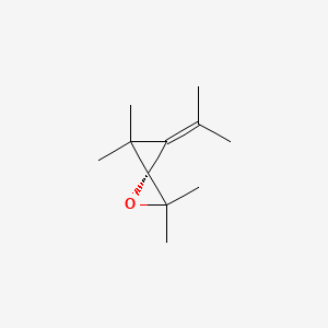 molecular formula C11H18O B579204 (3R)-2,2,5,5-tetramethyl-4-propan-2-ylidene-1-oxaspiro[2.2]pentane CAS No. 15448-69-8