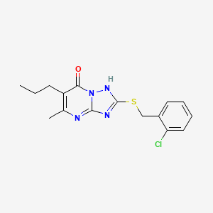 molecular formula C16H17ClN4OS B5797838 2-[(2-chlorobenzyl)thio]-5-methyl-6-propyl[1,2,4]triazolo[1,5-a]pyrimidin-7(4H)-one 