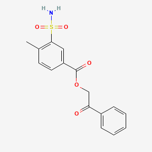 molecular formula C16H15NO5S B5829350 2-oxo-2-phenylethyl 3-(aminosulfonyl)-4-methylbenzoate 