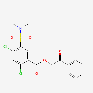 molecular formula C19H19Cl2NO5S B5834995 2-oxo-2-phenylethyl 2,4-dichloro-5-[(diethylamino)sulfonyl]benzoate 