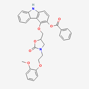 molecular formula C32H28N2O7 B584175 5-[(3-Benzoyloxy-9H-carbazol-4-yloxy)methyl]-3-[2-(2-methoxyphenoxy)ethyl]-2-oxazolidinone CAS No. 1796927-04-2