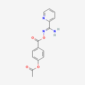 molecular formula C15H13N3O4 B5855471 4-[({[amino(2-pyridinyl)methylene]amino}oxy)carbonyl]phenyl acetate 