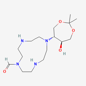 molecular formula C16H32N4O4 B585896 7-[(5R,6S)-6-Hydroxy-2,2-dimethyl-1,3-dioxepan-5-yl]-1,4,7,10-tetraazacyclododecane-1-carboxaldehyde CAS No. 198637-59-1