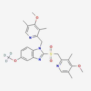 molecular formula C26H30N4O5S B586056 N-(4-Methoxy-3,5-dimethyl-2-pyridinyl)methyl Omeprazole-d3 Sulfone CAS No. 1346603-82-4