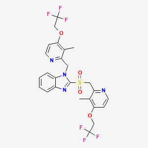 molecular formula C25H22F6N4O4S B586081 N-[3-Methyl-4-(2,2,2-trifluoroethoxy)-2-pyridinyl]methyl Lansoprazole Sulfone CAS No. 1391052-41-7