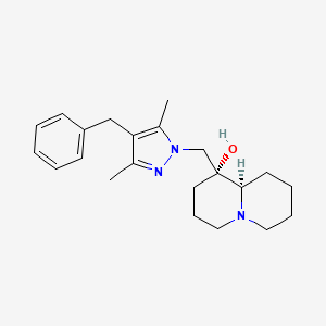 molecular formula C22H31N3O B5901647 (1R,9aR)-1-[(4-benzyl-3,5-dimethyl-1H-pyrazol-1-yl)methyl]octahydro-2H-quinolizin-1-ol 