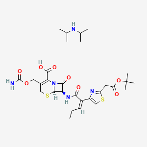 molecular formula C29H43N5O8S2 B590543 (6R,7R)-3-(Carbamoyloxymethyl)-7-[[(Z)-2-[2-[2-[(2-methylpropan-2-yl)oxy]-2-oxoethyl]-1,3-thiazol-4-yl]pent-2-enoyl]amino]-8-oxo-5-thia-1-azabicyclo[4.2.0]oct-2-ene-2-carboxylic acid;N-propan-2-ylpropan-2-amine CAS No. 153012-37-4