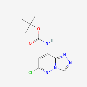 molecular formula C10H12ClN5O2 B592159 叔丁基(6-氯-[1,2,4]三唑并[4,3-b]哒嗪-8-基)氨基甲酸酯 CAS No. 1263425-79-1
