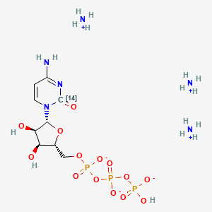 molecular formula C9H25N6O14P3 B592514 triazanium;[[[(2R,3S,4R,5R)-5-(4-amino-2-oxo(214C)pyrimidin-1-yl)-3,4-dihydroxyoxolan-2-yl]methoxy-oxidophosphoryl]oxy-oxidophosphoryl] hydrogen phosphate CAS No. 134940-99-1
