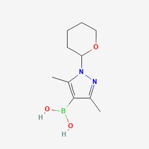 molecular formula C10H17BN2O3 B594141 (3,5-二甲基-1-(四氢-2H-吡喃-2-基)-1H-吡唑-4-基)硼酸 CAS No. 1217501-15-9