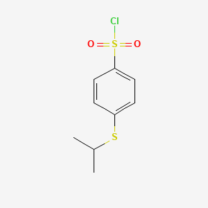 4-[(Propan-2-yl)sulfanyl]benzene-1-sulfonyl chloride