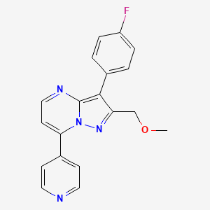 4-[3-(4-FLUOROPHENYL)-2-(METHOXYMETHYL)PYRAZOLO[1,5-A]PYRIMIDIN-7-YL]PYRIDINE