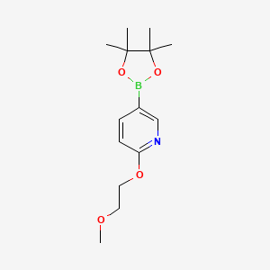 2-(2-Methoxyethoxy)-5-(4,4,5,5-tetramethyl-1,3,2-dioxaborolan-2-yl)pyridine