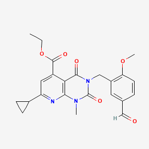 ETHYL 7-CYCLOPROPYL-3-[(5-FORMYL-2-METHOXYPHENYL)METHYL]-1-METHYL-2,4-DIOXO-1H,2H,3H,4H-PYRIDO[2,3-D]PYRIMIDINE-5-CARBOXYLATE