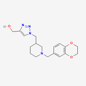 molecular formula C18H24N4O3 B6006375 (1-{[1-(2,3-dihydro-1,4-benzodioxin-6-ylmethyl)-3-piperidinyl]methyl}-1H-1,2,3-triazol-4-yl)methanol 