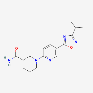 molecular formula C16H21N5O2 B6033242 1-[5-(3-isopropyl-1,2,4-oxadiazol-5-yl)-2-pyridinyl]-3-piperidinecarboxamide 