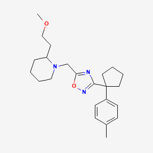 2-(2-methoxyethyl)-1-({3-[1-(4-methylphenyl)cyclopentyl]-1,2,4-oxadiazol-5-yl}methyl)piperidine