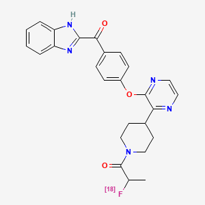 molecular formula C26H2418FN5O3 B605411 1-丙酮，1-(4-(3-(4-(1H-苯并咪唑-2-基羰基)苯氧基)-2-哒嗪基)-1-哌啶基)-2-氟-18F- CAS No. 1879904-74-1
