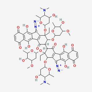 B608624 11-Diazo-3-[11-diazo-1-[5-(dimethylamino)-4-hydroxy-6-methyloxan-2-yl]oxy-2-ethyl-5,10-dihydroxy-2-(5-hydroxy-4-methoxy-6-methyloxan-2-yl)oxy-4,6,9-trioxo-1,3-dihydrobenzo[b]fluoren-3-yl]-1-[5-(dimethylamino)-4-hydroxy-6-methyloxan-2-yl]oxy-1-ethyl-5,10-dihydroxy-2-(5-hydroxy-4-methoxy-6-methyloxan-2-yl)oxy-2,3-dihydrobenzo[b]fluorene-4,6,9-trione CAS No. 349662-86-8