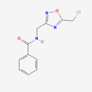 molecular formula C11H10ClN3O2 B6144039 N-{[5-(chloromethyl)-1,2,4-oxadiazol-3-yl]methyl}benzamide CAS No. 950114-69-9