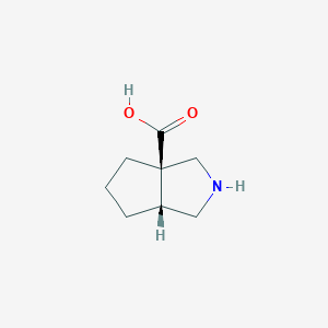 molecular formula C8H13NO2 B6273690 rac-(3aR,6aR)-octahydrocyclopenta[c]pyrrole-3a-carboxylic acid CAS No. 1212067-49-6