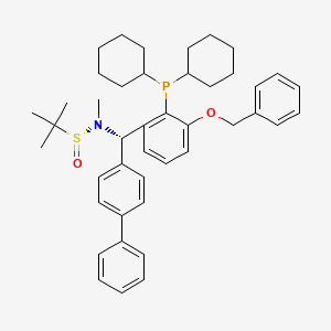 molecular formula C43H54NO2PS B6288690 [S(R)]-N-[(S)-[(3-(Benzyloxy)-2-(dicyclohexylphosphino)phenyl]-(1,1'-biphenyl)methyl]-N,2-dimethyl-2-propanesulfinamide, 95% CAS No. 2622154-86-1
