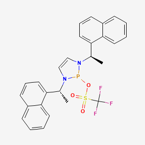 molecular formula C27H24F3N2O3PS B6290189 1,3-Bis[(1R)-1-(1-naphthalenyl)ethyl]-2,3-dihydro-1H-1,3,2-diazaphosphol-2-yl trifluoromethanesulfonate, 98% CAS No. 2377935-66-3