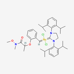 molecular formula C39H53Cl2N3O3Ru B6296768 [1,3-Bis(2,6-di-i-propylphenyl)imidazolidin-2-ylidene]{2-[[1-(MeO(methyl)amino)-1-oxopropan-2-yl]oxy]benzylidene}Ru(VI) 2HCl CAS No. 1448663-06-6