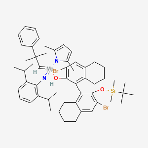 molecular formula C54H71Br2MoN2O2Si- B6300979 [2,6-Bis(1-methylethyl)benzenaminato(2-)][(1R)-3,3'-dibromo-2'-[[(1,1-dimethylethyl)dimethylsilyl]oxy]-5,5',6,6',7,7',8,8'-octahydro[1,1'-binaphthalen]-2-olato-kO](2,5-dimethyl-1H-pyrrol-1-yl)(2-methyl-2-phenylpropylidene) molybdenum (VI) CAS No. 1103220-99-0